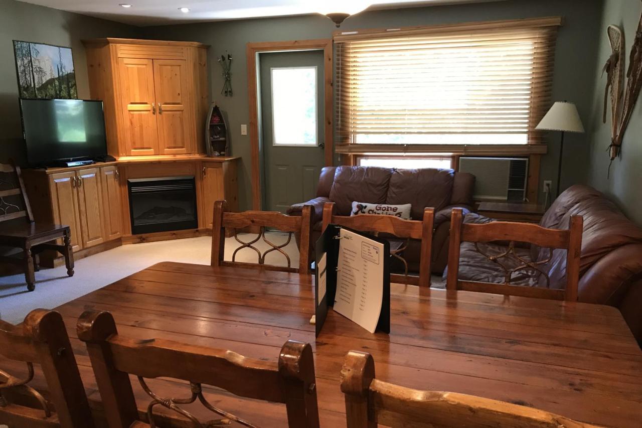 The Griz Inn By Park Vacation Management Fernie Kültér fotó